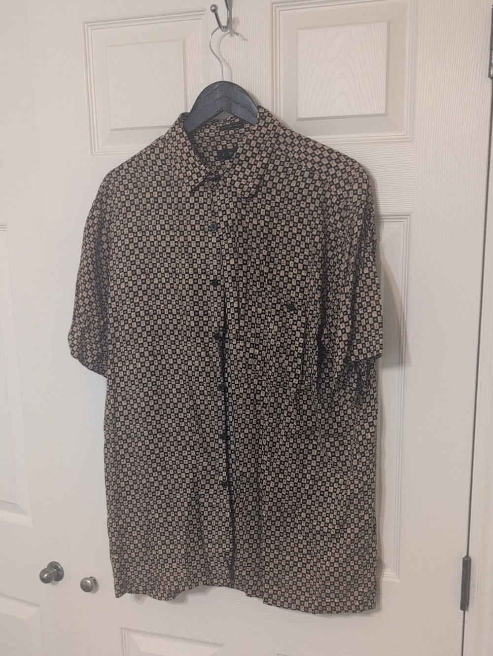 jf j.ferrar Black and Cream Geometric Short-Sleeve Button-Down Shirt